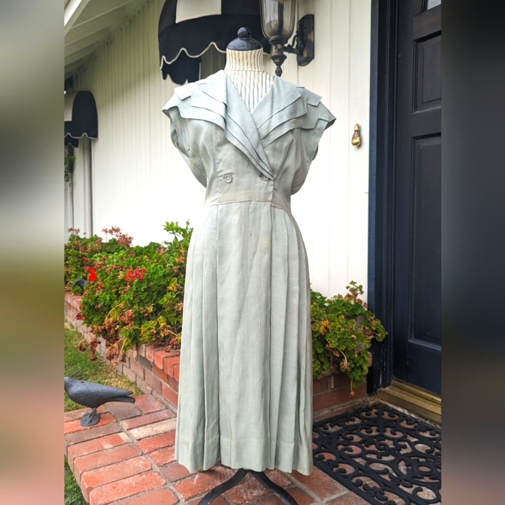 Vintage Seafoam Dress - Picture 3 of 16